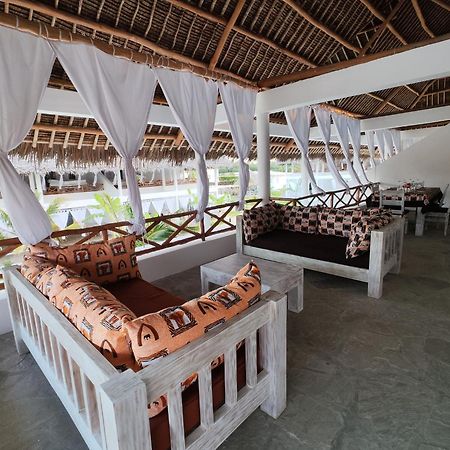 Rafiki Tamu Residential Resort 瓦塔穆 外观 照片