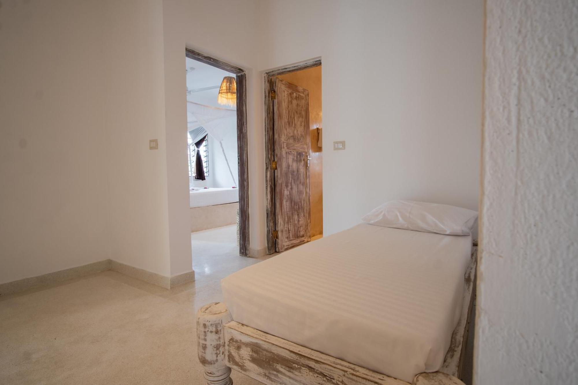 Rafiki Tamu Residential Resort 瓦塔穆 外观 照片